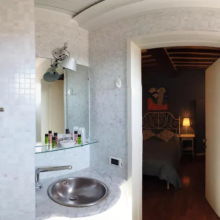 Attico Sulla Torre 2* 피사