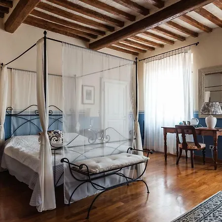 Attico Sulla Torre B&B 2*