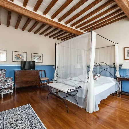 Attico Sulla Torre 4*