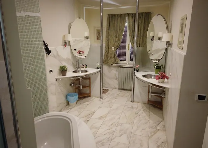 Attico Sulla Torre Couette-café 4*