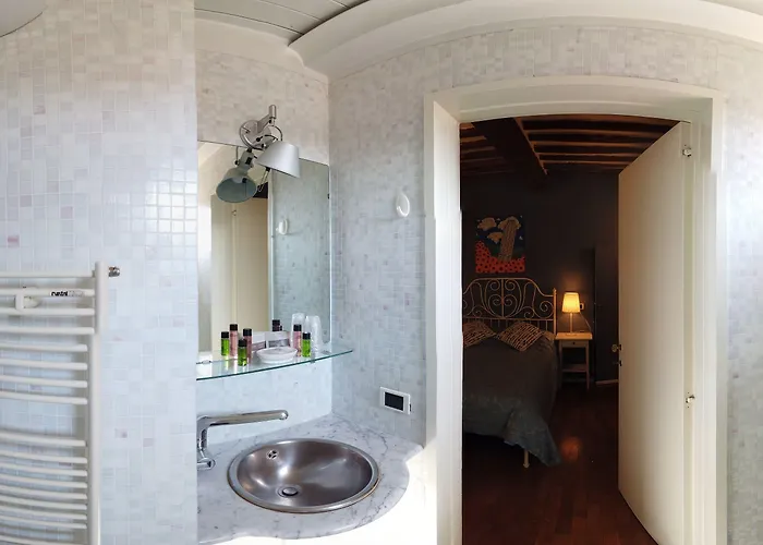 Attico Sulla Torre Couette-café 4*