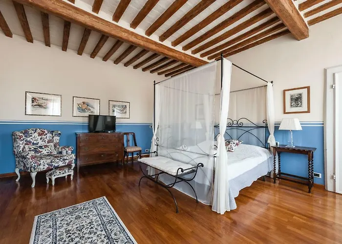 Attico Sulla Torre 4*