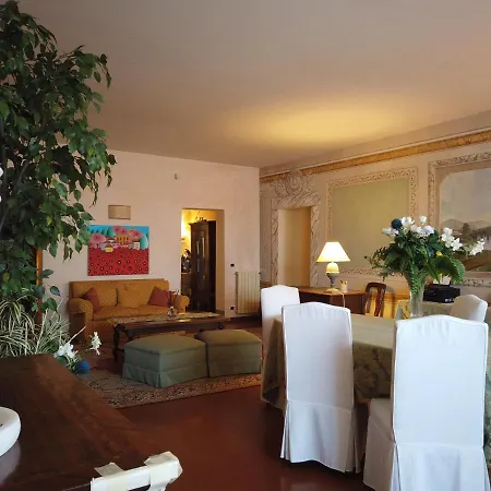 Attico Sulla Torre Bed & Breakfast